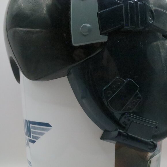 Top Gun Maverick Popcorn Container Cineplex Theatre Promotion 2022 - Picture 7 of 11